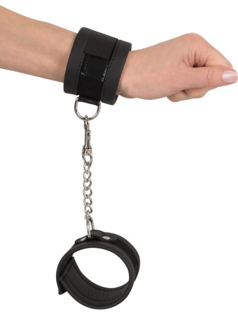 Conjunto completo de bondage em couro